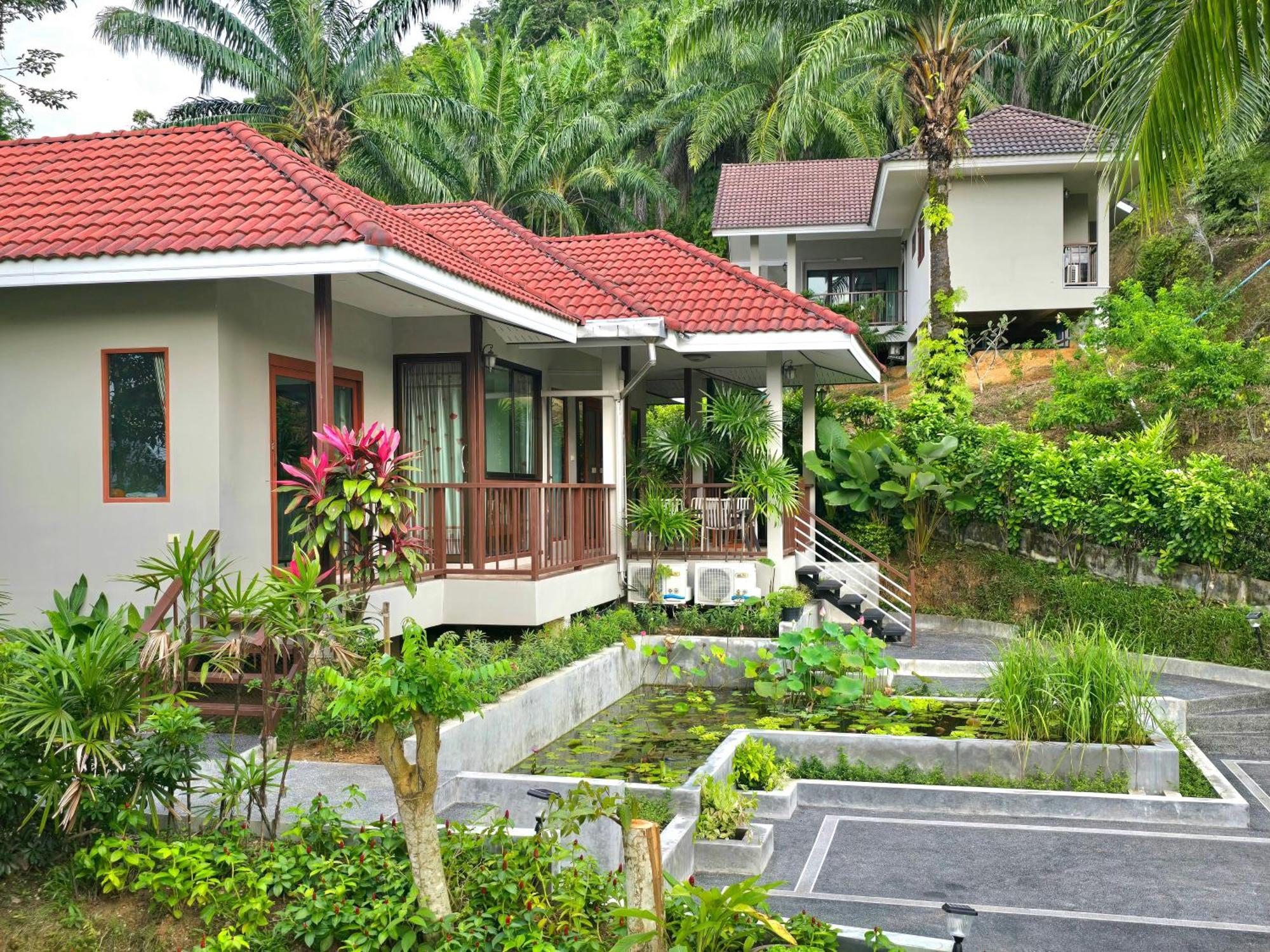 Krabi Hill Pool Villa