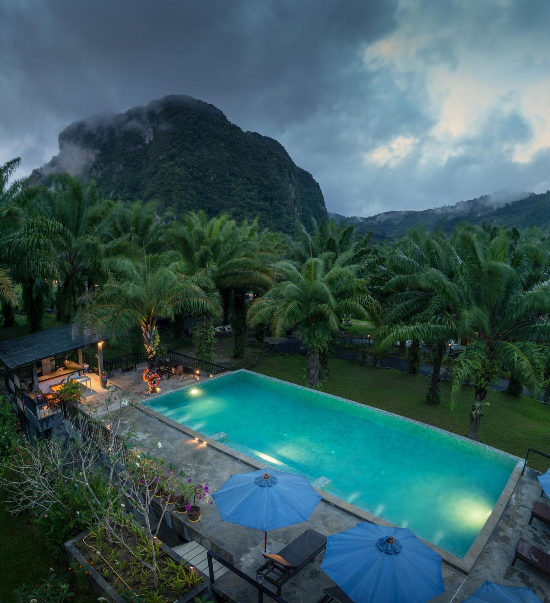 Krabi Hill Pool *